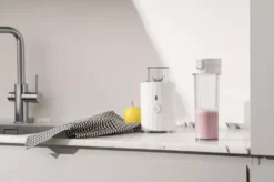 Alessi Plissé Beker Zwart 6 Alessi Plissé Beker Zwart -Beste Meubelcollectie Winkel x886x886 alessi pliss beker3.jpg.pagespeed.ic . bf5GAIXme