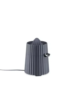 Alessi Plissé Juicer Citruspers Rood 15 Alessi Plissé Juicer Citruspers Rood -Beste Meubelcollectie Winkel x886x886 alessi pliss juicer citruspers3.jpg.pagespeed.ic .4J0oITDSLh 1