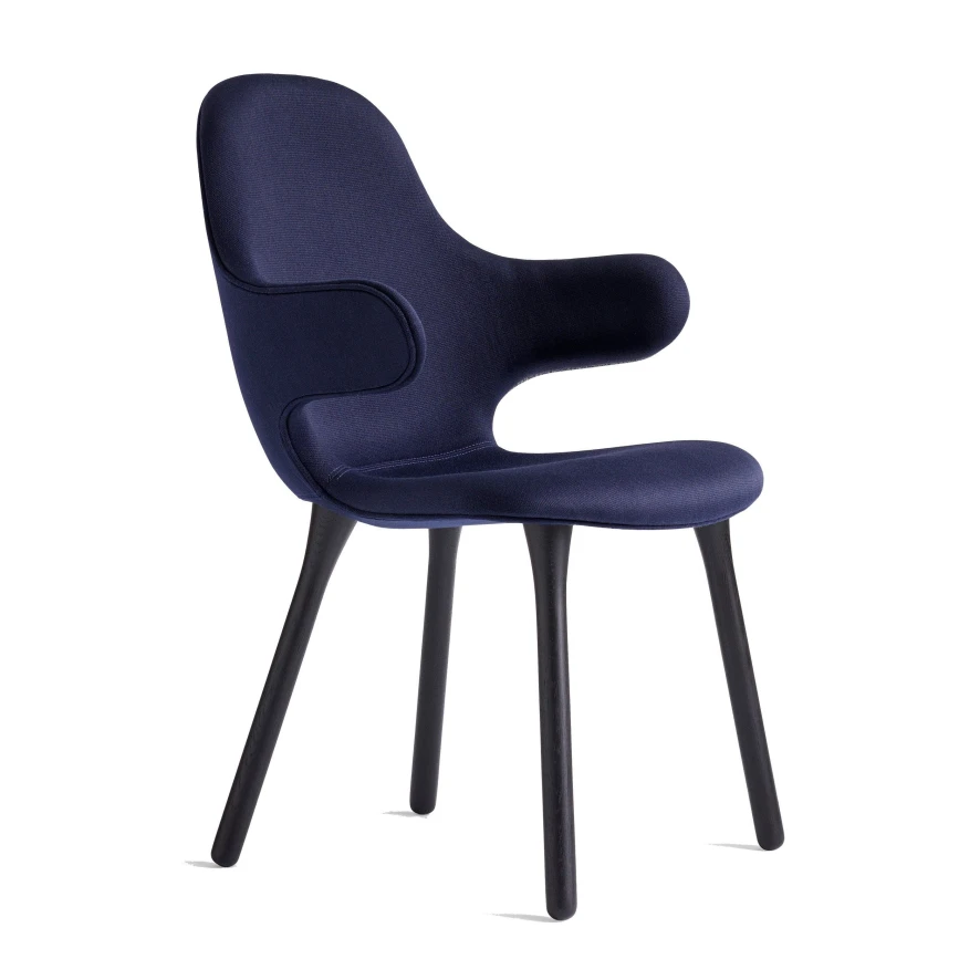 &tradition Catch Stoel, Onderstel Zwart Gelakt Eiken, Bekleding Balder 3 792 1 &tradition Catch Stoel, Onderstel Zwart Gelakt Eiken, Bekleding Balder 3 792