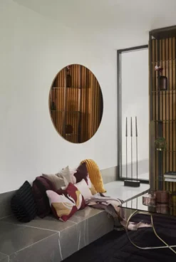 AYTM Tweedekansje - Circum Spiegel 90 Transparant/zwart 19 AYTM Tweedekansje - Circum Spiegel 90 Transparant/zwart -Beste Meubelcollectie Winkel x886x886 aytm flores kussen 45x455.jpg.pagespeed.ic .fKzYIJEf8