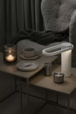 Blomus Hoop Tafellamp LED Oplaadbaar Satellite -Beste Meubelcollectie Winkel x886x886 blomus hoop tafellamp2.jpg.pagespeed.ic .qgLmY1zNXd