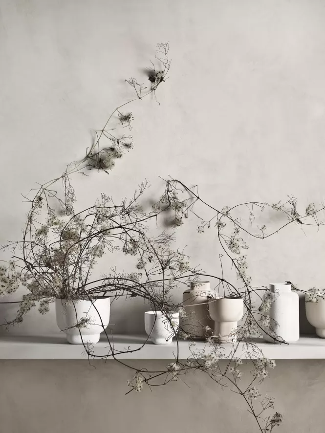 Bolia Forma Vaas Medium Beige 4 Bolia Forma Vaas Medium Beige - Afbeelding 4