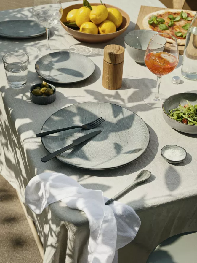 Broste Copenhagen Nordic Dinerbord Ø26 Nordic Coal 3 Broste Copenhagen Nordic Dinerbord Ø26 Nordic Coal - Afbeelding 3