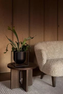 Audo Copenhagen Ingeborg Fauteuil Naturel Eiken Leather Buttons / Zero 0001 6 Audo Copenhagen Ingeborg Fauteuil Naturel Eiken Leather Buttons / Zero 0001 -Beste Meubelcollectie Winkel x886x886 by lassen ingeborg 2 5 zits bank sheepskin gerookt eiken onderstel.jpg.pagespeed.ic .pM gtmI g3