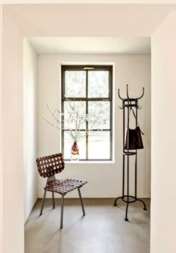 ClassiCon Aërias Stoel Zwart / Taupe -Beste Meubelcollectie Winkel x886x886 classicon a rias stoel8.jpg.pagespeed.ic .GpEfQMczFE