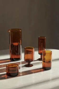 Ferm Living Oli Wijnglas Amber 21 Ferm Living Oli Wijnglas Amber -Beste Meubelcollectie Winkel x886x886 ferm living oli champagneglas6.jpg.pagespeed.ic .QTjvaM1e 3