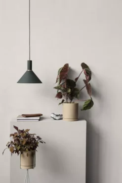 Ferm Living Dome Brass Hanglamp Klein -Beste Meubelcollectie Winkel x886x886 ferm living sekki plantenbak large4.jpg.pagespeed.ic .lu13RwFd l