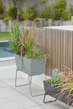 Fermob Basket Plantenbak Long Red Ochre 25 Fermob Basket Plantenbak Long Red Ochre -Beste Meubelcollectie Winkel x886x886 fermob basket plantenbak high17.jpg.pagespeed.ic .ObymrJ2BEB