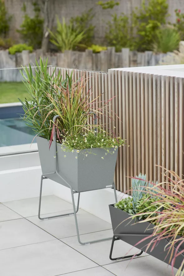 Fermob Basket Plantenbak Long Red Ochre 13 Fermob Basket Plantenbak Long Red Ochre - Afbeelding 13