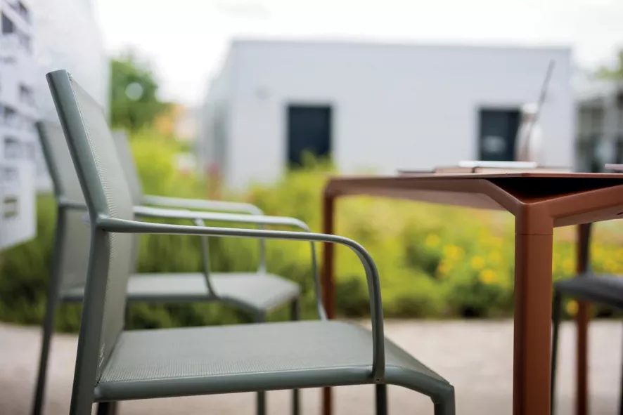 Fermob Calvi Tuintafel 195x95 Anthracite 14 Fermob Calvi Tuintafel 195x95 Anthracite - Afbeelding 14