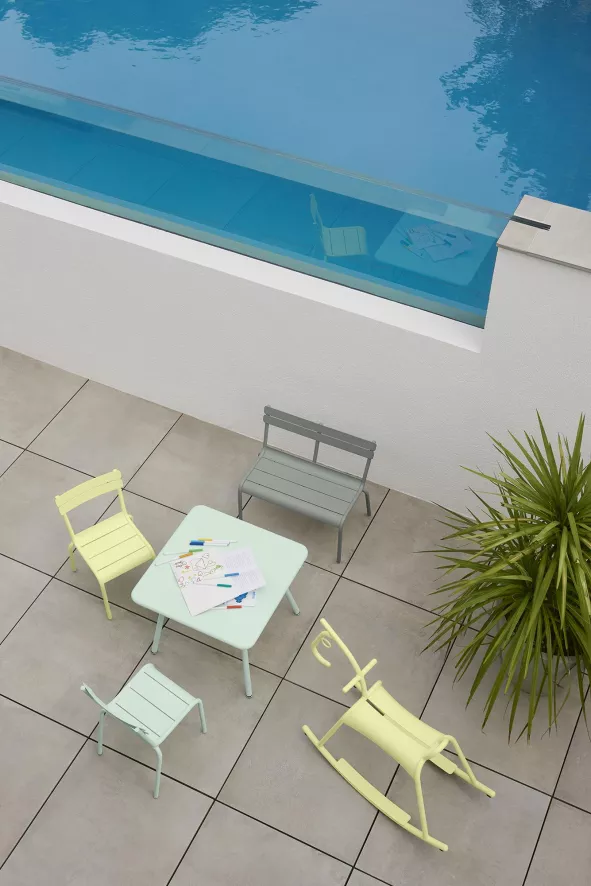 Fermob Luxembourg Tuinbank Met Rugleuning Black Cherry 12 Fermob Luxembourg Tuinbank Met Rugleuning Black Cherry - Afbeelding 12