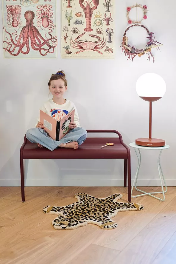 Fermob Luxembourg Tuinbank Zonder Rugleuning Red Ochre 4 Fermob Luxembourg Tuinbank Zonder Rugleuning Red Ochre - Afbeelding 4