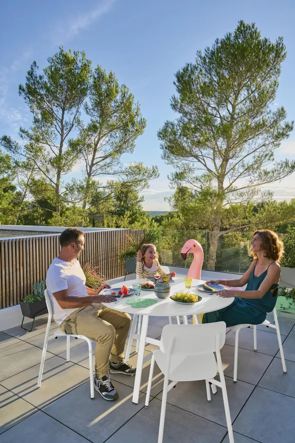 Fermob So'o Tuintafel Ø117 Capucine 3 Fermob So'o Tuintafel Ø117 Capucine - Afbeelding 3