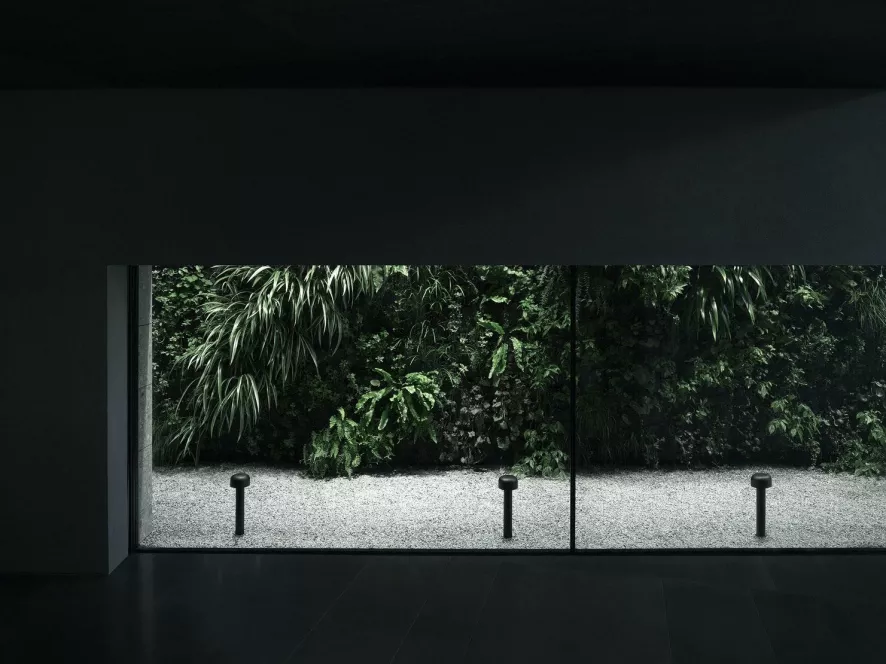 Flos Bellhop Sokkellamp LED Laag Wit 3 Flos Bellhop Sokkellamp LED Laag Wit - Afbeelding 3