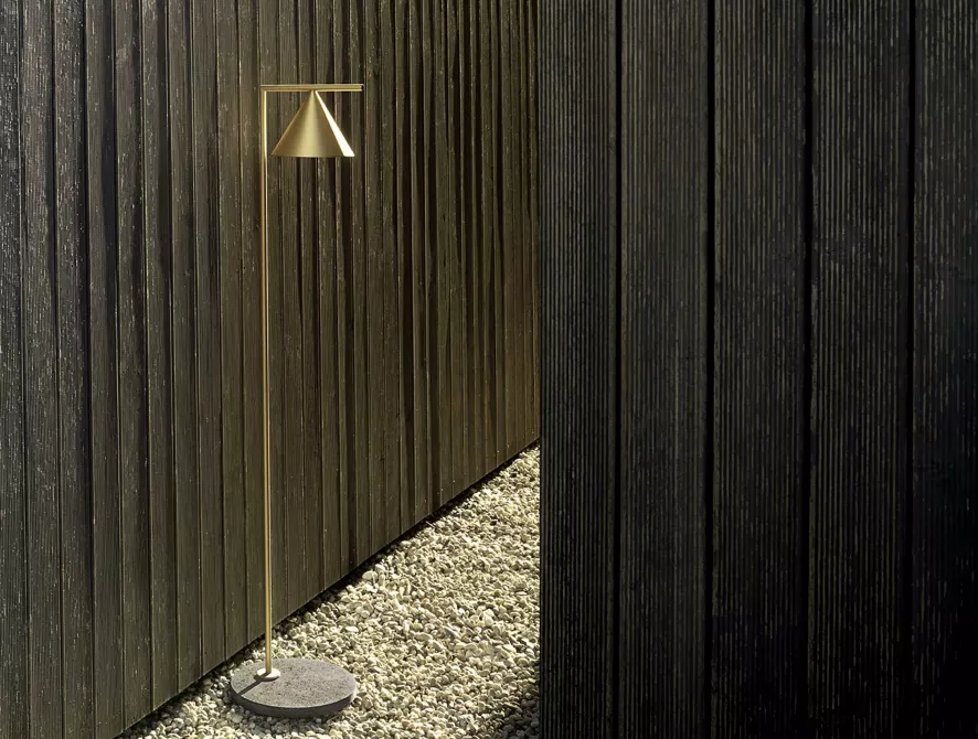 Flos Captain Flint Outdoor Vloerlamp LED 2700K Zwart/zwart Lava 8 Flos Captain Flint Outdoor Vloerlamp LED 2700K Zwart/zwart Lava - Afbeelding 8