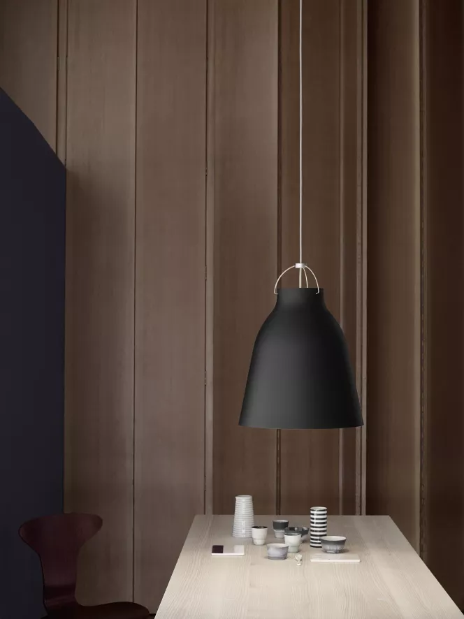 Fritz Hansen Caravaggio P3 Hanglamp Ø40 Matt Dark Ultramarine 8 Fritz Hansen Caravaggio P3 Hanglamp Ø40 Matt Dark Ultramarine - Afbeelding 8