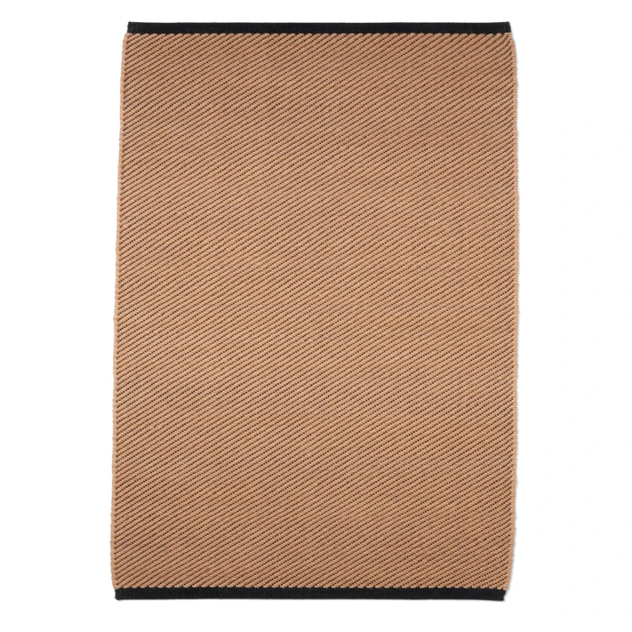 Hay Bias Vloerkleed 140x200 Cappuccino 1 Hay Bias Vloerkleed 140x200 Cappuccino