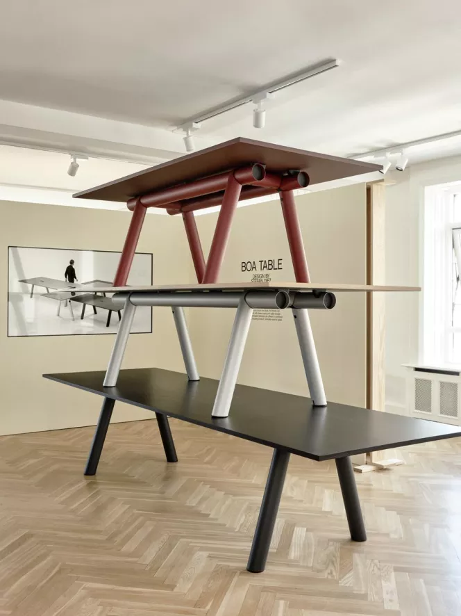 Hay Boa Tafel 220x110 Barn Red Frame, Glazen Blad 3 Hay Boa Tafel 220x110 Barn Red Frame, Glazen Blad - Afbeelding 3