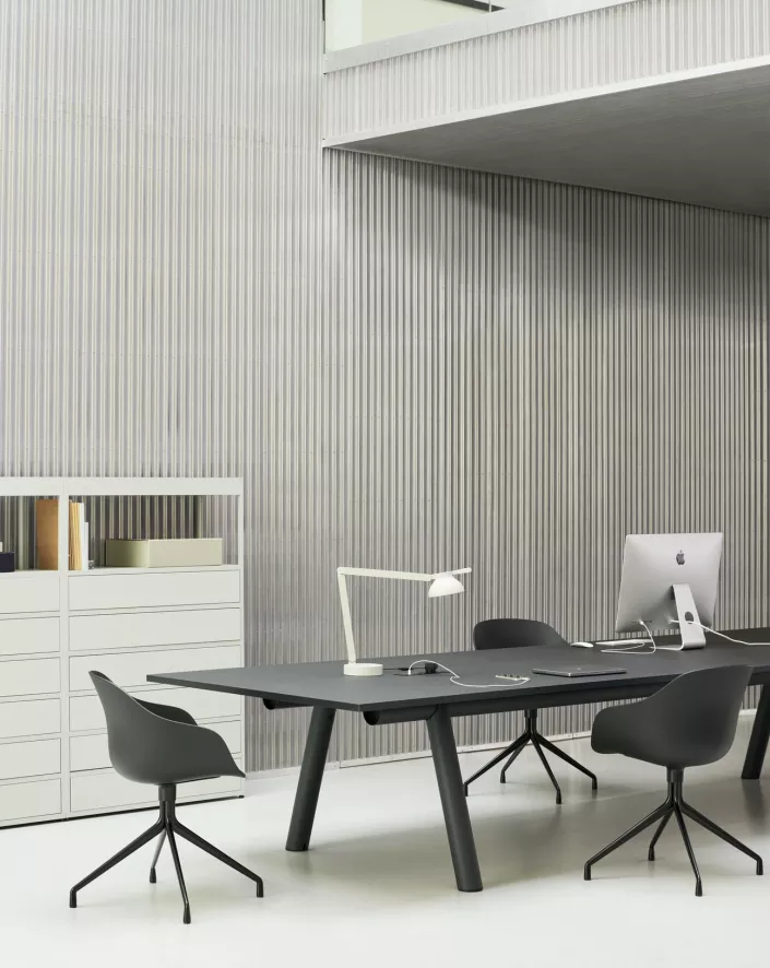 Hay Boa Tafel 220x110 Barn Red Frame, Glazen Blad 7 Hay Boa Tafel 220x110 Barn Red Frame, Glazen Blad - Afbeelding 7