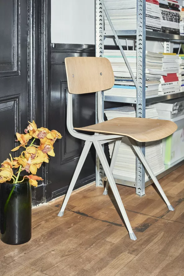 Hay Result Stoel Gerookt Eiken, Beige Onderstel 6 Hay Result Stoel Gerookt Eiken, Beige Onderstel - Afbeelding 6