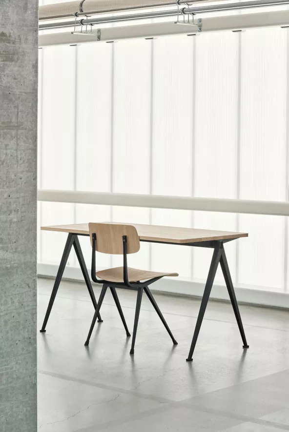 Hay Result Stoel Gerookt Eiken, Beige Onderstel 9 Hay Result Stoel Gerookt Eiken, Beige Onderstel - Afbeelding 9