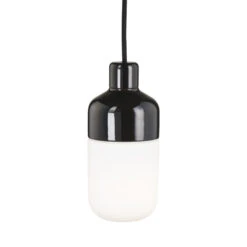 Ifö Electric Ohm Hanglamp Ø98 100/215 Helder Glas IP44 Zwart -Beste Meubelcollectie Winkel x886x886 if electric ohm 100 215 hanglamp 10 opaal.jpg.pagespeed.ic .dQA77CsXjd