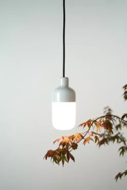 Ifö Electric Ohm Hanglamp Ø98 100/215 Helder Glas IP44 Zwart -Beste Meubelcollectie Winkel x886x886 if electric ohm hanglamp 100 215 opaal glas ip441.JPG.pagespeed.ic .QijifZVUzN