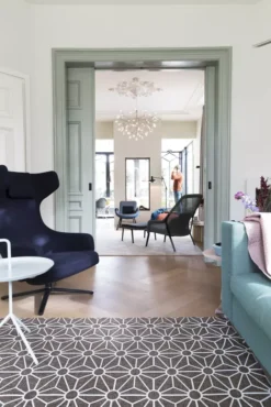 Vitra Slow Chair Met Ottoman Loungestoel Bruin/créme / Poedercoating Aubergine -Beste Meubelcollectie Winkel x886x886 jkfmonabri17hr018.jpg.pagespeed.ic .K9Jj1NQvKS 1