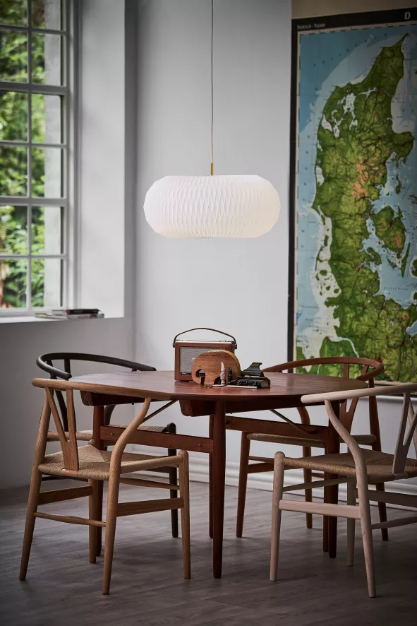 LE KLINT Donut Hanglamp Ø47 Small Wit 4 LE KLINT Donut Hanglamp Ø47 Small Wit - Afbeelding 4