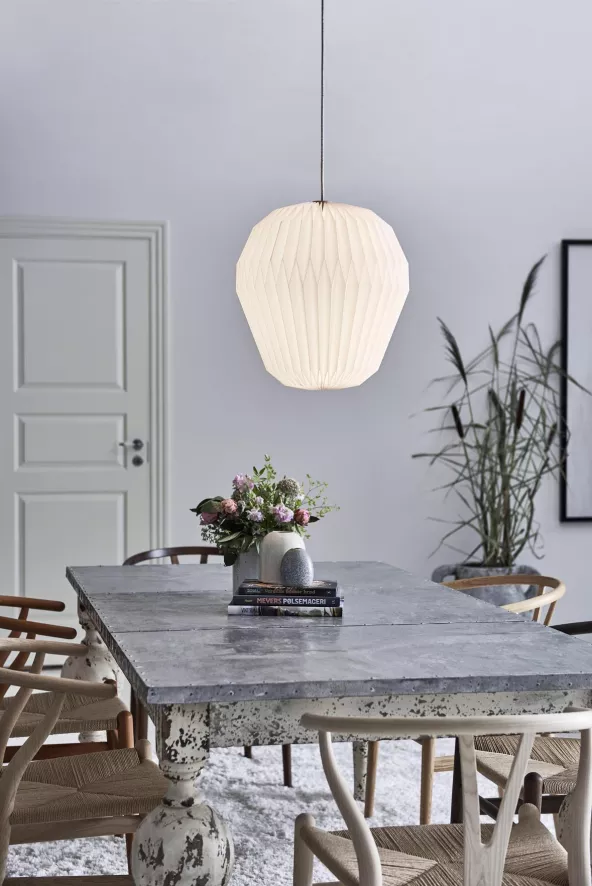 LE KLINT The Bouquet Single Hanglamp Ø45 Papier Extra Large 4 LE KLINT The Bouquet Single Hanglamp Ø45 Papier Extra Large - Afbeelding 4