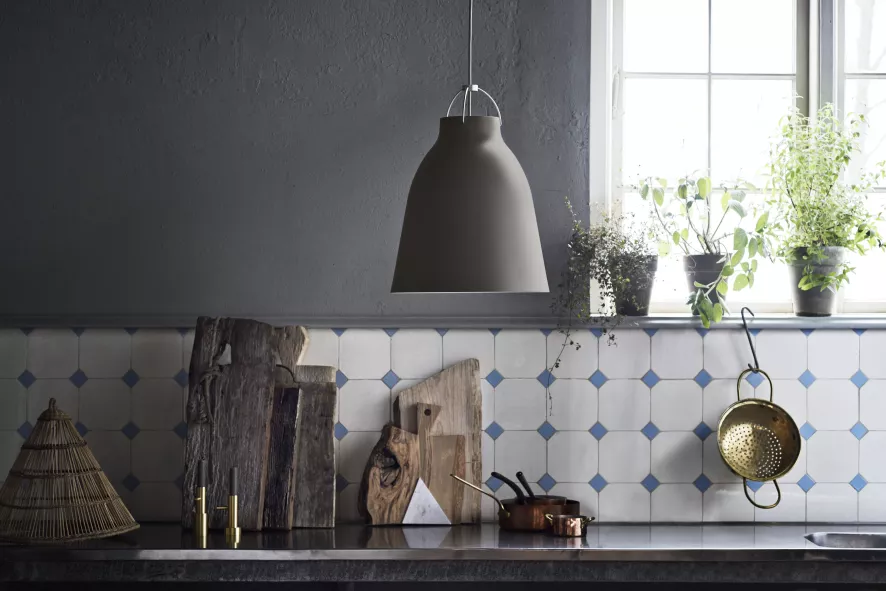 Fritz Hansen Caravaggio P3 Hanglamp Ø40 Matt Dark Ultramarine 11 Fritz Hansen Caravaggio P3 Hanglamp Ø40 Matt Dark Ultramarine - Afbeelding 11