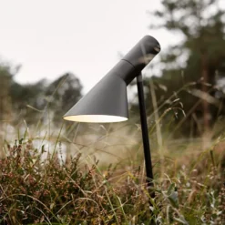 Louis Poulsen AJ Garden Outdoor Vloerlamp Met Voet Small 8 Louis Poulsen AJ Garden Outdoor Vloerlamp Met Voet Small -Beste Meubelcollectie Winkel x886x886 louis poulsen aj garden outdoor vloerlamp met grondpen small4.jpg.pagespeed.ic .2L4jjBP1Nt