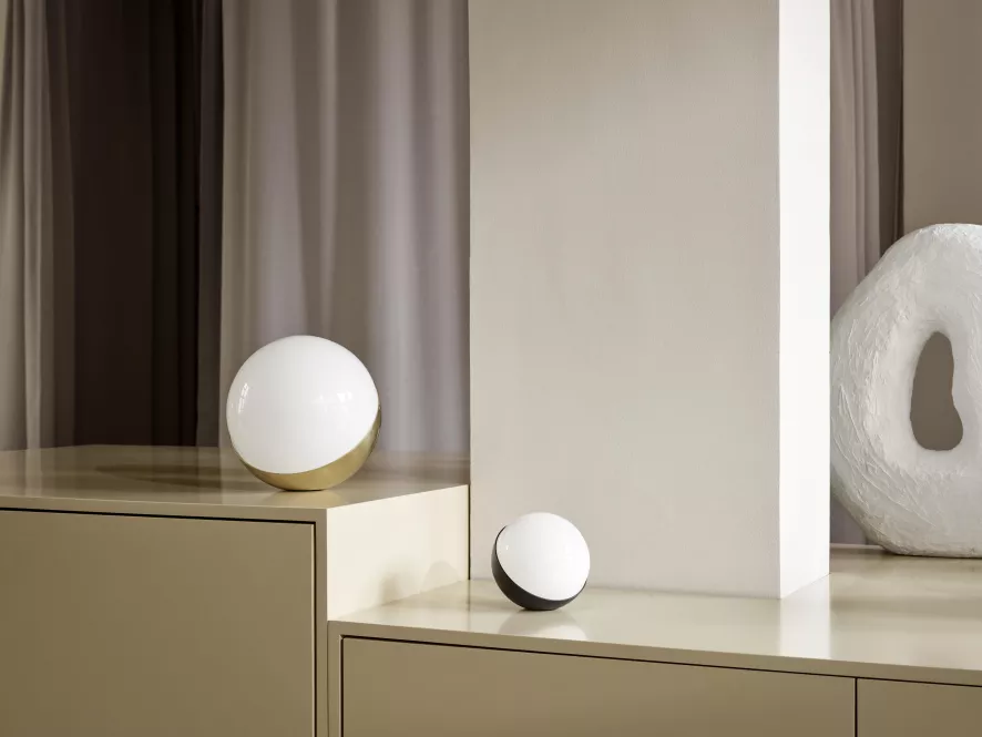 Louis Poulsen VL Studio 150 Tafellamp Zwart 2 Louis Poulsen VL Studio 150 Tafellamp Zwart - Afbeelding 2