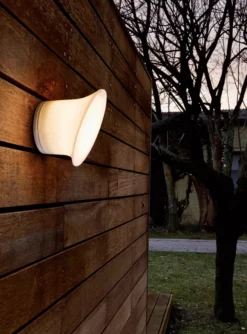 Luceplan Ecran Wandlamp LED Opaalwit -Beste Meubelcollectie Winkel x886x886 luceplan ecran wandlamp sfeer3.jpg.pagespeed.ic .1bAUdDs T1