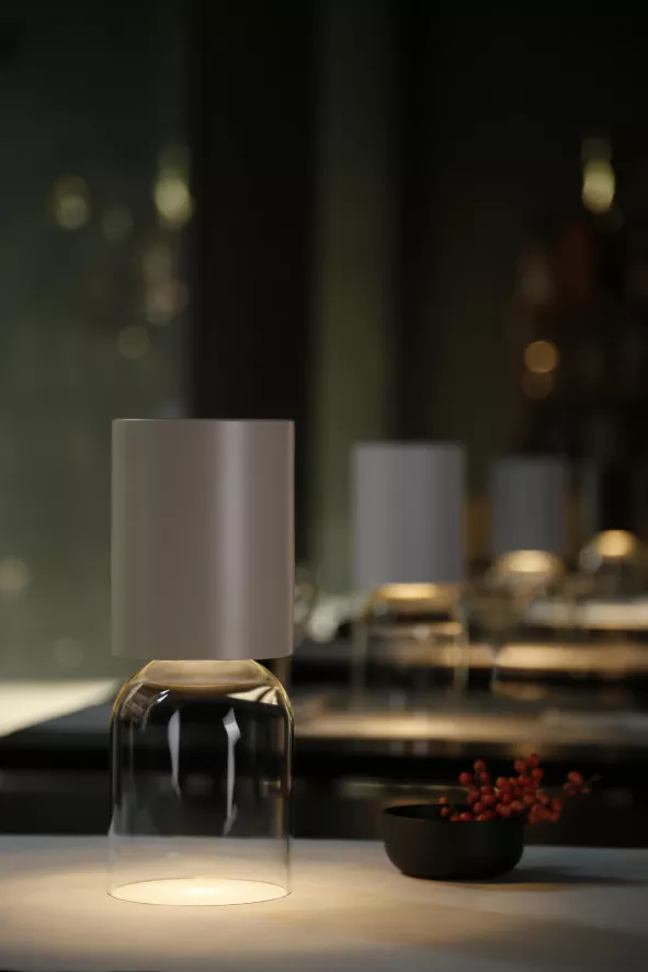 Luceplan Nui Mini Tafellamp LED Oplaadbaar Wit 11 Luceplan Nui Mini Tafellamp LED Oplaadbaar Wit - Afbeelding 11