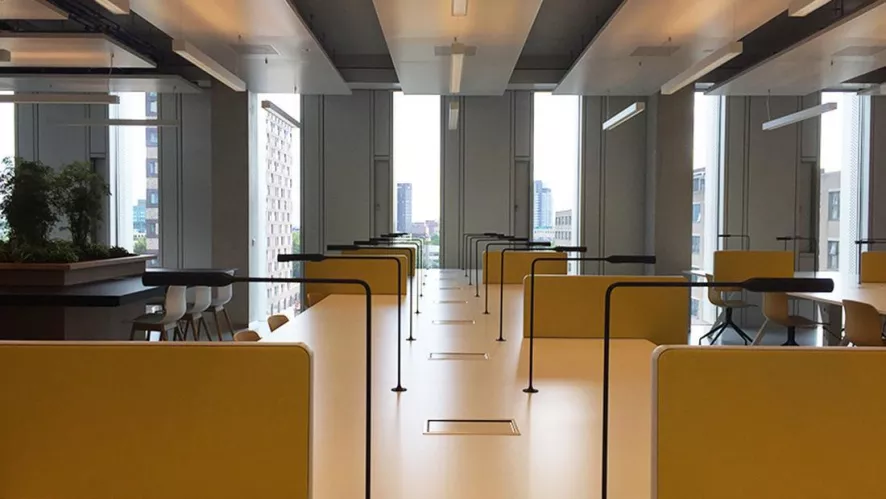 Lumina Flo Grommet F20 Bureaulamp LED 2700K Gunmetal 5 Lumina Flo Grommet F20 Bureaulamp LED 2700K Gunmetal - Afbeelding 5