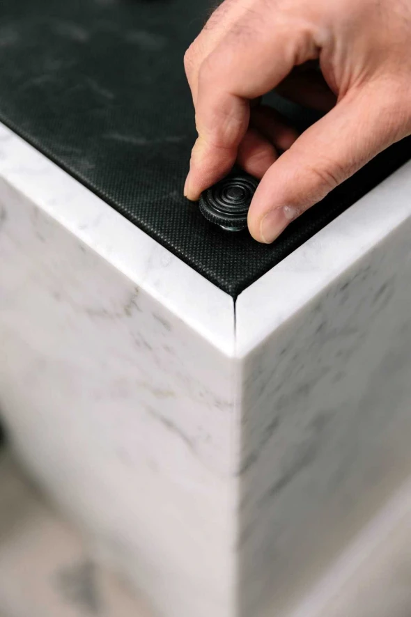 Audo Copenhagen Plinth Low Salontafel 60x100 Marquina Marmer Zwart 11 Audo Copenhagen Plinth Low Salontafel 60x100 Marquina Marmer Zwart - Afbeelding 11