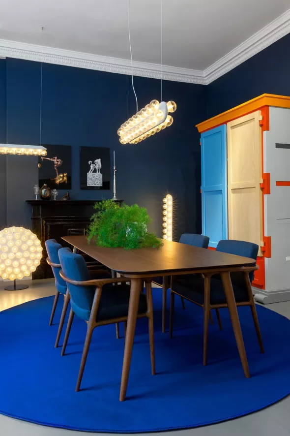 Moooi Zio Eettafel 190x90 Cinnamon Stained 2 Moooi Zio Eettafel 190x90 Cinnamon Stained - Afbeelding 2