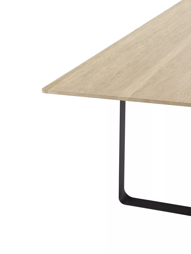 Muuto 70/70 Solid Oak Tafel 295x108 Grijs 10 Muuto 70/70 Solid Oak Tafel 295x108 Grijs - Afbeelding 10