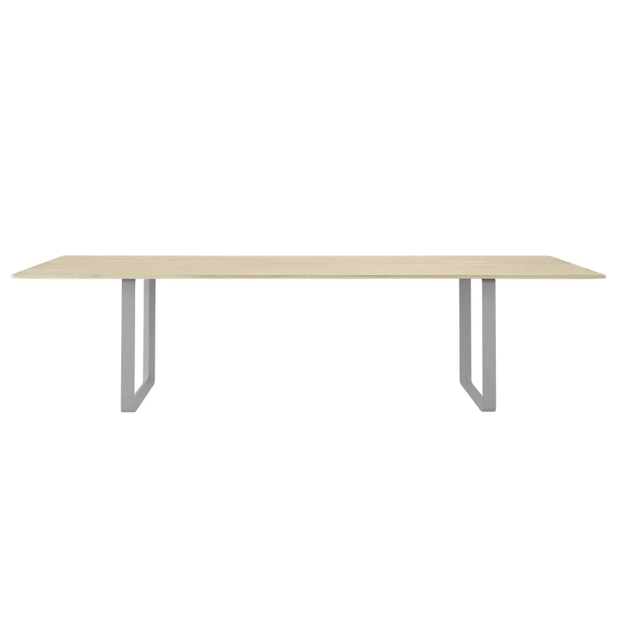 Muuto 70/70 Solid Oak Tafel 295x108 Grijs 1 Muuto 70/70 Solid Oak Tafel 295x108 Grijs