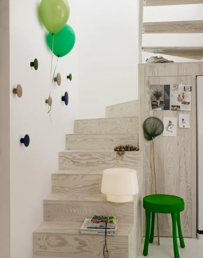 Muuto The Dots Haak Ø13 Sage Green 3 Muuto The Dots Haak Ø13 Sage Green - Afbeelding 3