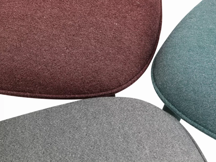 Normann Copenhagen Ace Voetenbank Ultra Leer Zwart, Zwart Eiken Onderstel 2 Normann Copenhagen Ace Voetenbank Ultra Leer Zwart, Zwart Eiken Onderstel - Afbeelding 2