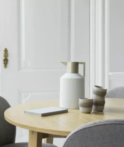 Normann Copenhagen Geo Vacuum Thermoskan Zwart 22 Normann Copenhagen Geo Vacuum Thermoskan Zwart -Beste Meubelcollectie Winkel x886x886 normann copenhagen geo vacuum thermoskan 1 518.jpg.pagespeed.ic .vpaTEXKEjl