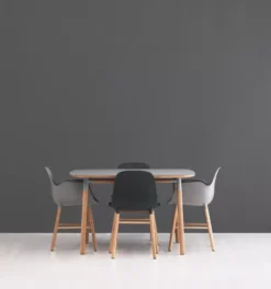 Normann Copenhagen Form Armchair Stoel Met Eiken Onderstel Zwart -Beste Meubelcollectie Winkel x886x886 normann form armchair sfeer 2 2.jpg.pagespeed.ic .clrFTXeTRw