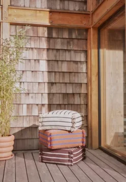 OYOY Lina Poef Gerecycled Polyester Caramel 10 OYOY Lina Poef Gerecycled Polyester Caramel -Beste Meubelcollectie Winkel x886x886 oyoy lina poef gerecycled polyester3.jpg.pagespeed.ic .KQqaKC4btZ