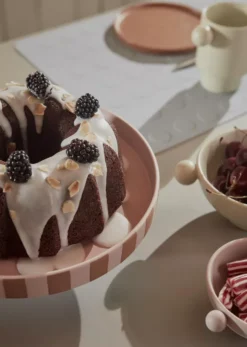 OYOY Toppu Schaal Op Voet Ø27 Optic Blue -Beste Meubelcollectie Winkel x886x886 oyoy toppu schaal op voet 276.jpg.pagespeed.ic .1WBHPlI 4v