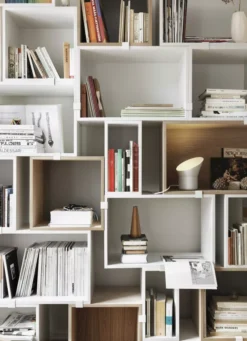 Muuto Stacked 2.0 Kast Met Backboard Medium Eiken -Beste Meubelcollectie Winkel x886x886 stacked 2 0 kast met backboard small10.jpg.pagespeed.ic .D2pFltpmrq