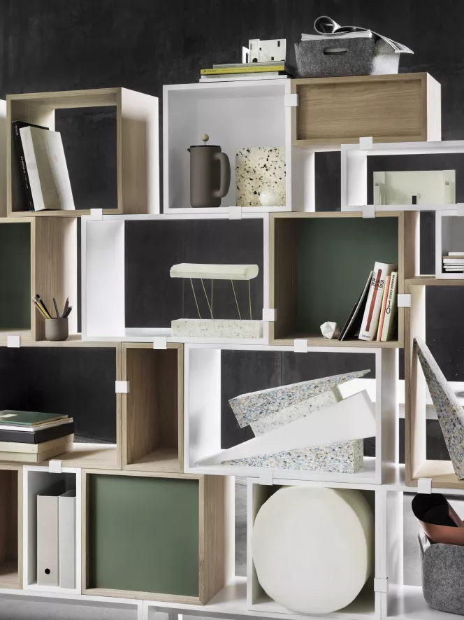 Muuto Stacked 2.0 Kast Met Backboard Small Wit 5 Muuto Stacked 2.0 Kast Met Backboard Small Wit - Afbeelding 5