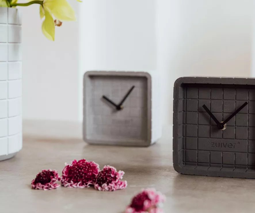 Zuiver Cute Klok Beton Grijs 4 Zuiver Cute Klok Beton Grijs - Afbeelding 4