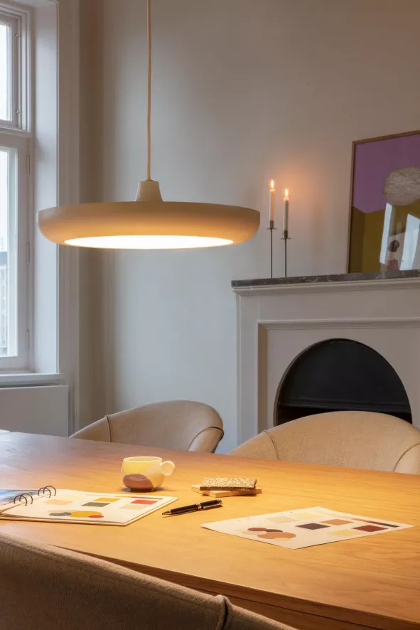 Umage Cassini Hanglamp Ø40 LED Medium Wit 9 Umage Cassini Hanglamp Ø40 LED Medium Wit - Afbeelding 9